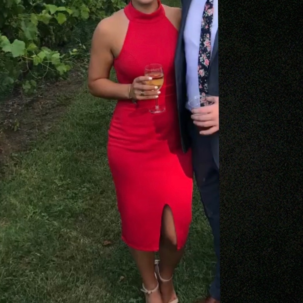 Lulu’s red halter dress, SIZE M